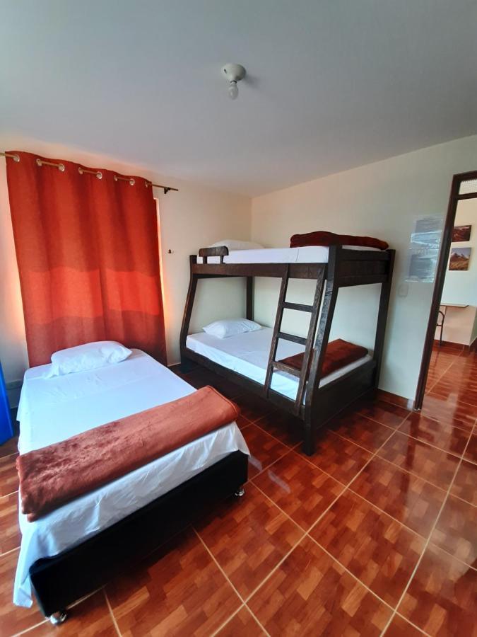 Km0 Hostel Саленто Екстер'єр фото