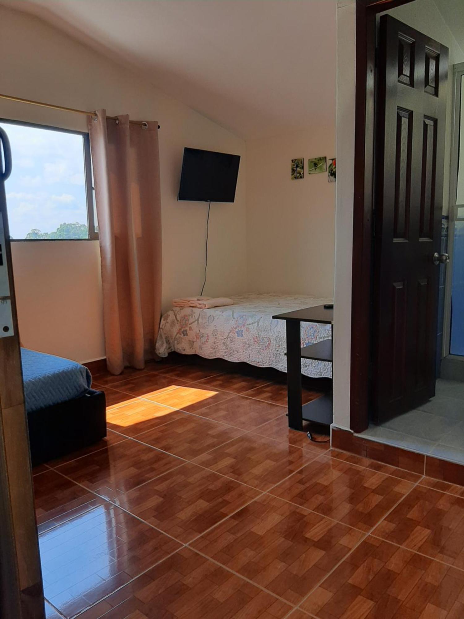 Km0 Hostel Саленто Екстер'єр фото